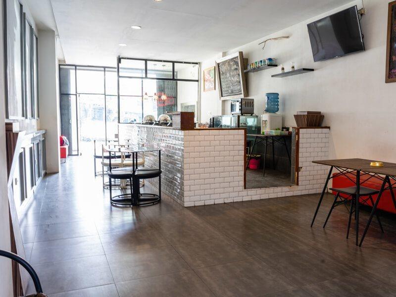 红多兹酒店-近塞特拉萨里商场4号 万隆 外观 照片